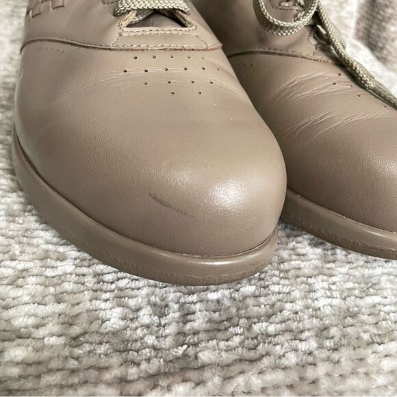 SAS Free Time Shoes Womens 9M Beige Leather Tripad Comfort Lace Up Walk Work - Picture 8 of 8